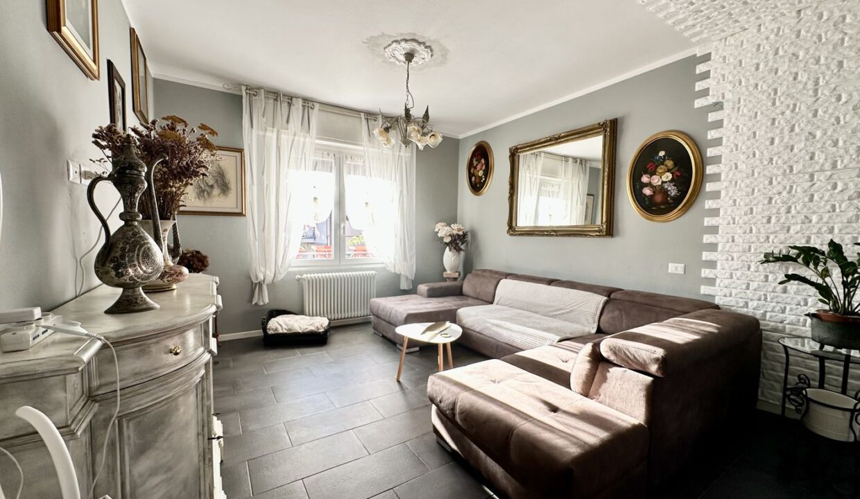 Comer See Haus mit Garden Gravedona ed Uniti