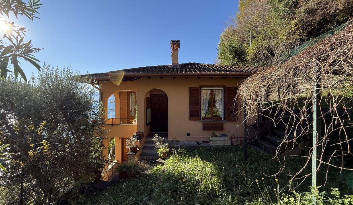Villa in Menaggio mit direktem Seezugang