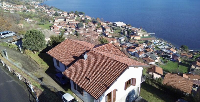 Comer See Villa mit Garten un Seeblick - Pianello Lario