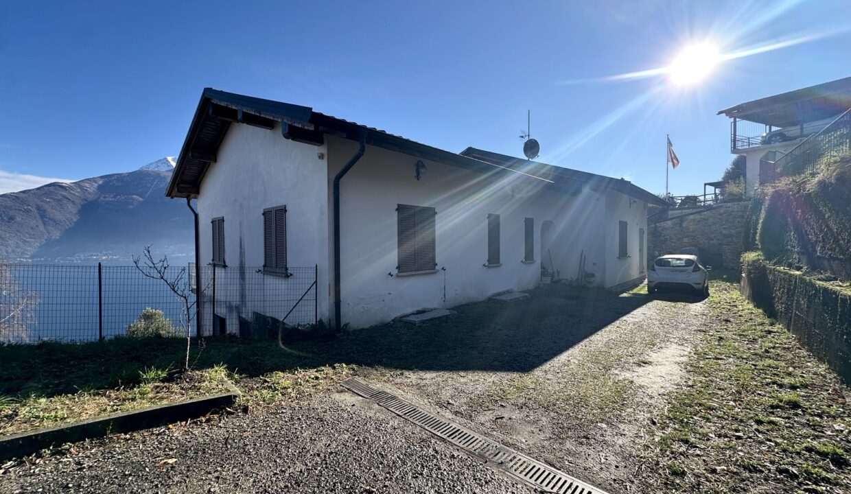 Comer See Villa mit Garten un Seeblick - Pianello Lario