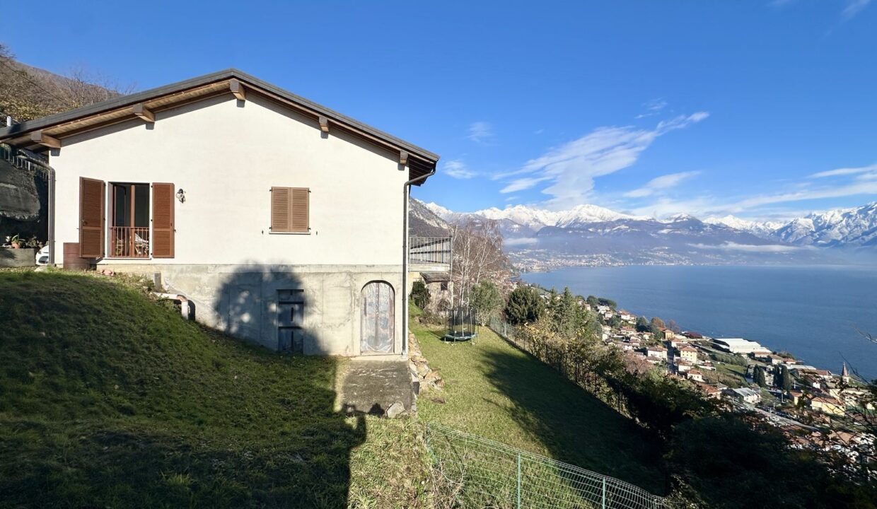 Comer See Villa mit Garten un Seeblick - Pianello Lario