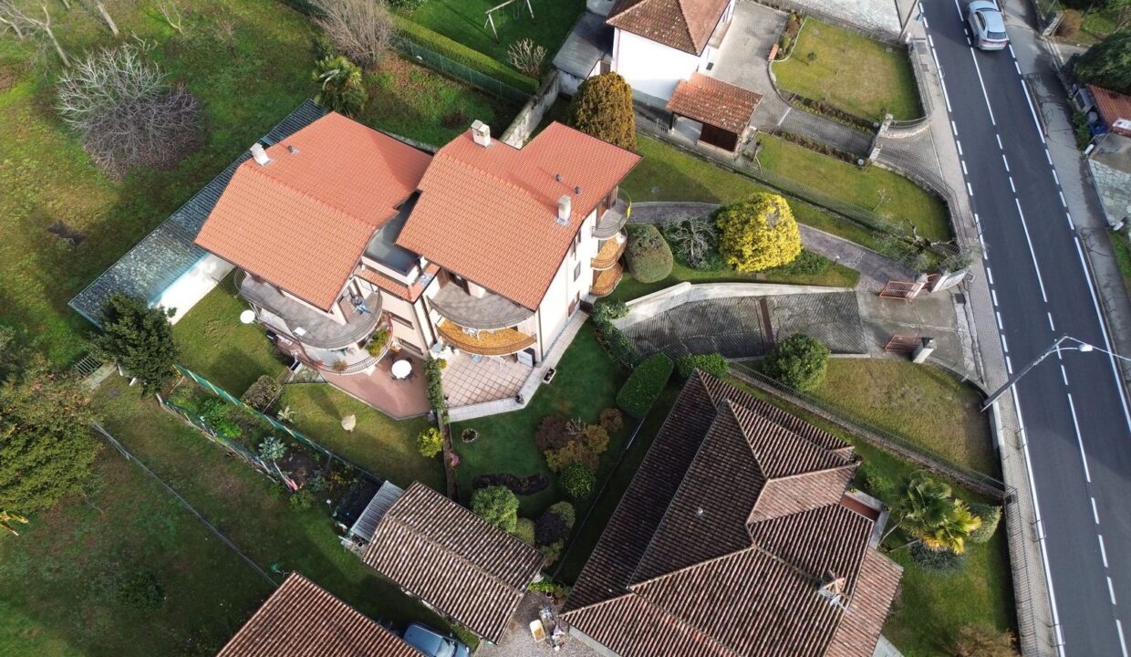 Wohnung Domaso mit Terrasse und Seeblick