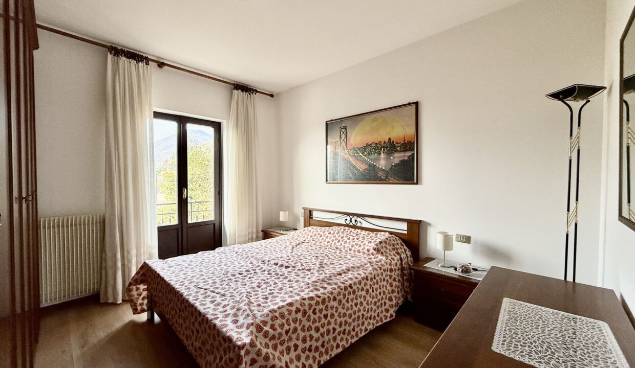 Wohnung Domaso mit Terrasse und Seeblick