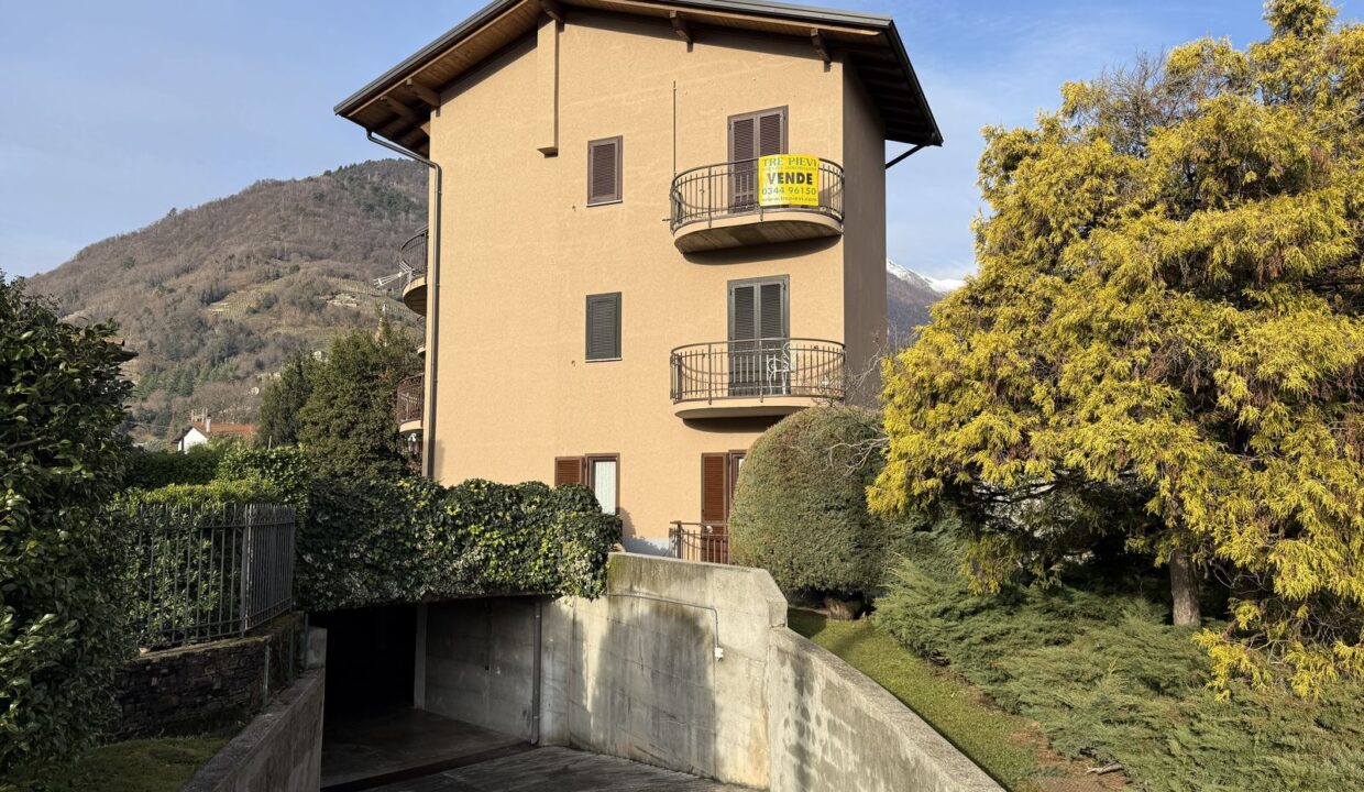 Wohnung Domaso mit Terrasse und Seeblick