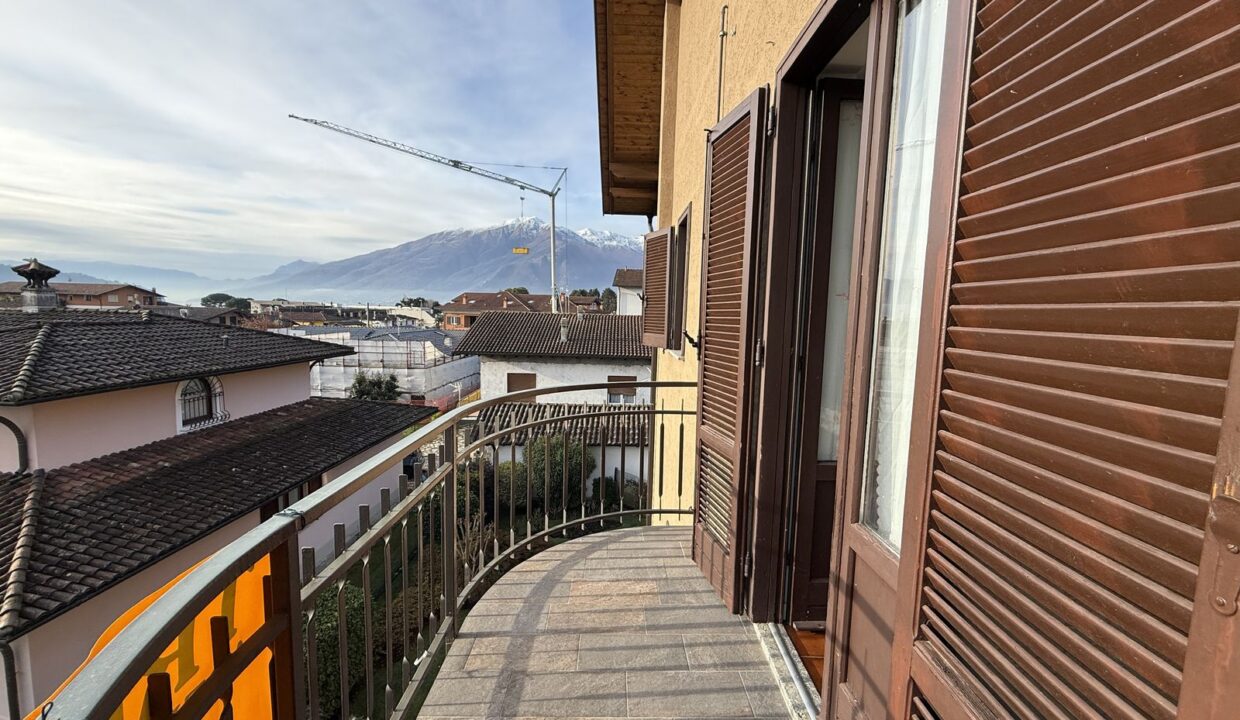 Wohnung Domaso mit Terrasse und Seeblick