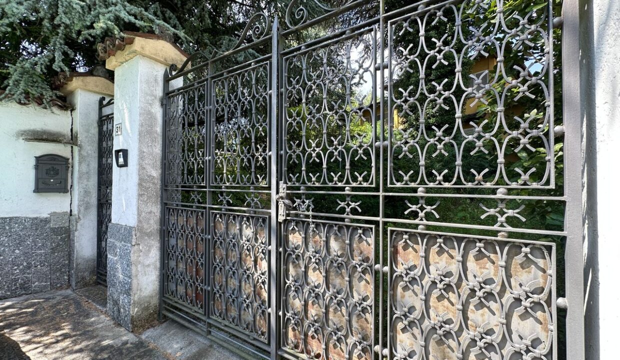 Comer See Villa mit Garten - Gravedona ed Uniti