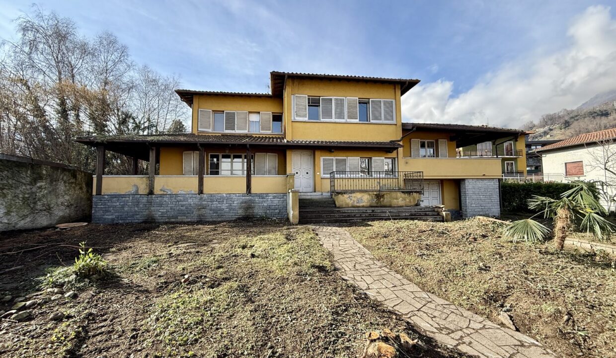 Comer See Villa mit Garten Gravedona ed Uniti