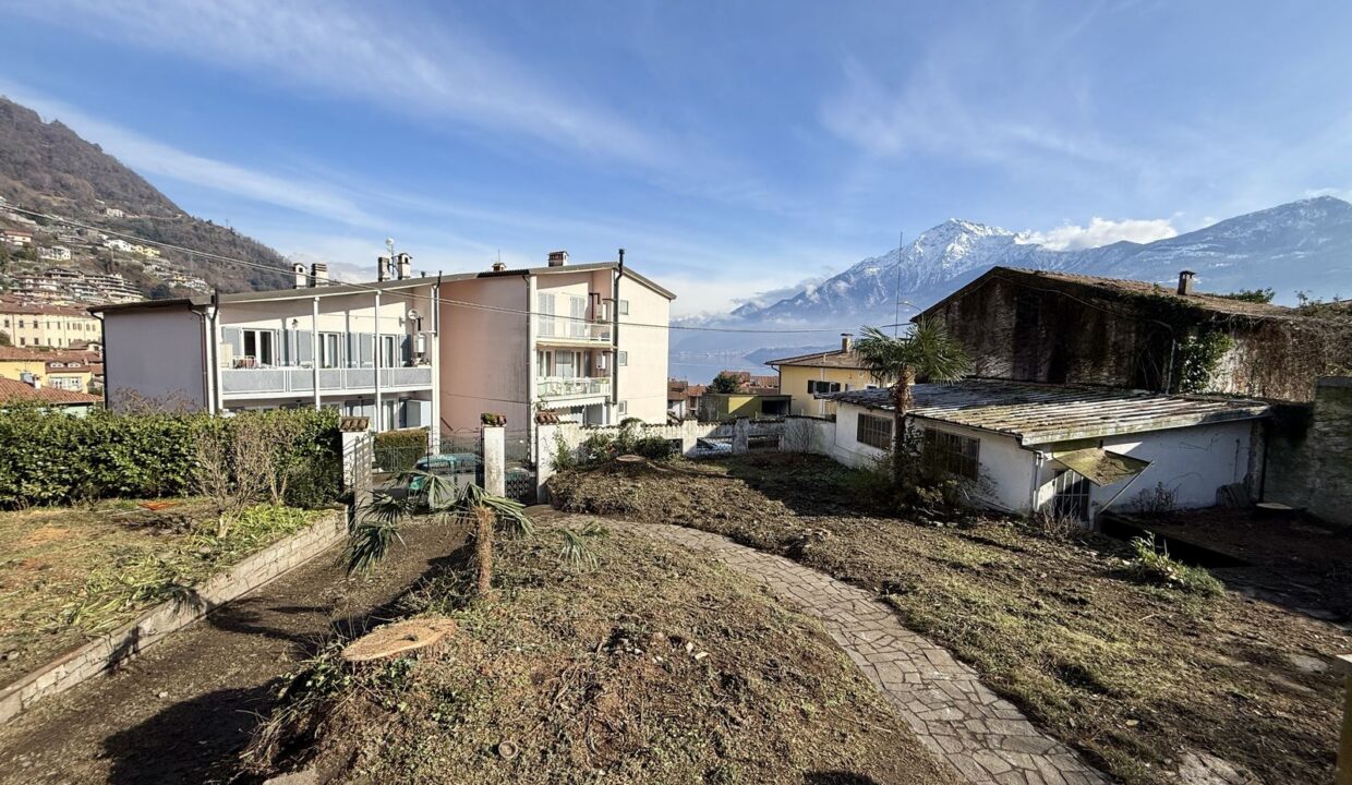 Comer See Villa mit Garten Gravedona ed Uniti