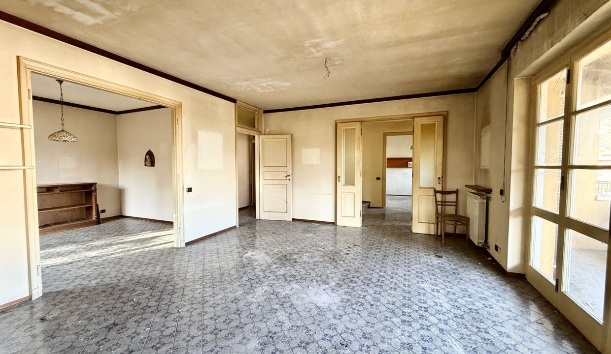 Comer See Villa mit Garten Gravedona ed Uniti