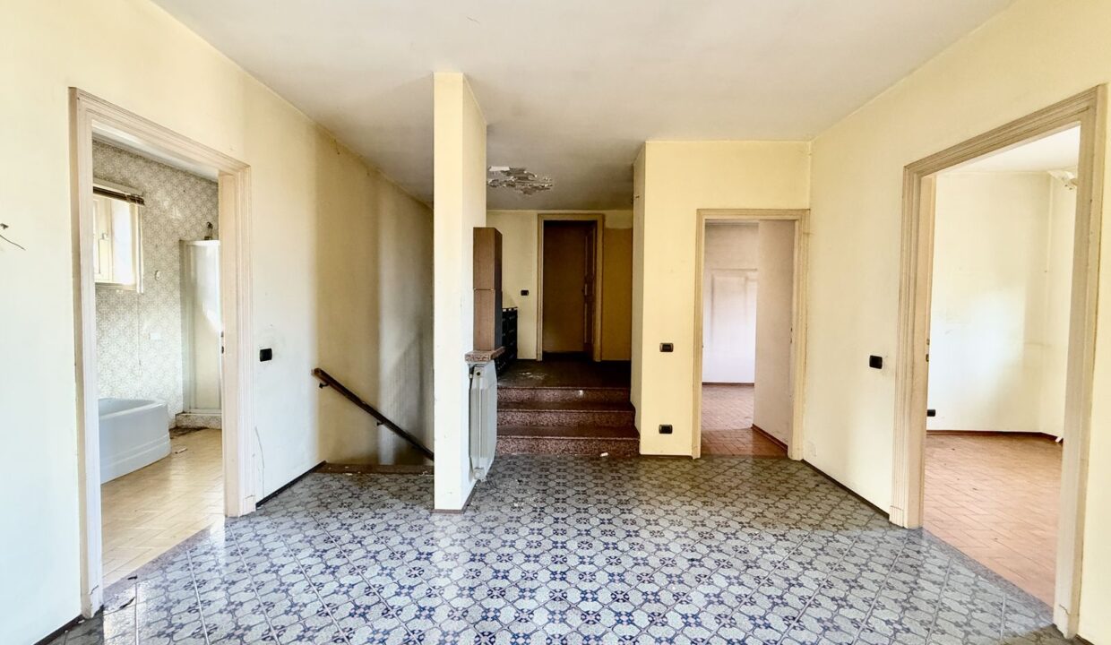 Comer See Villa mit Garten Gravedona ed Uniti