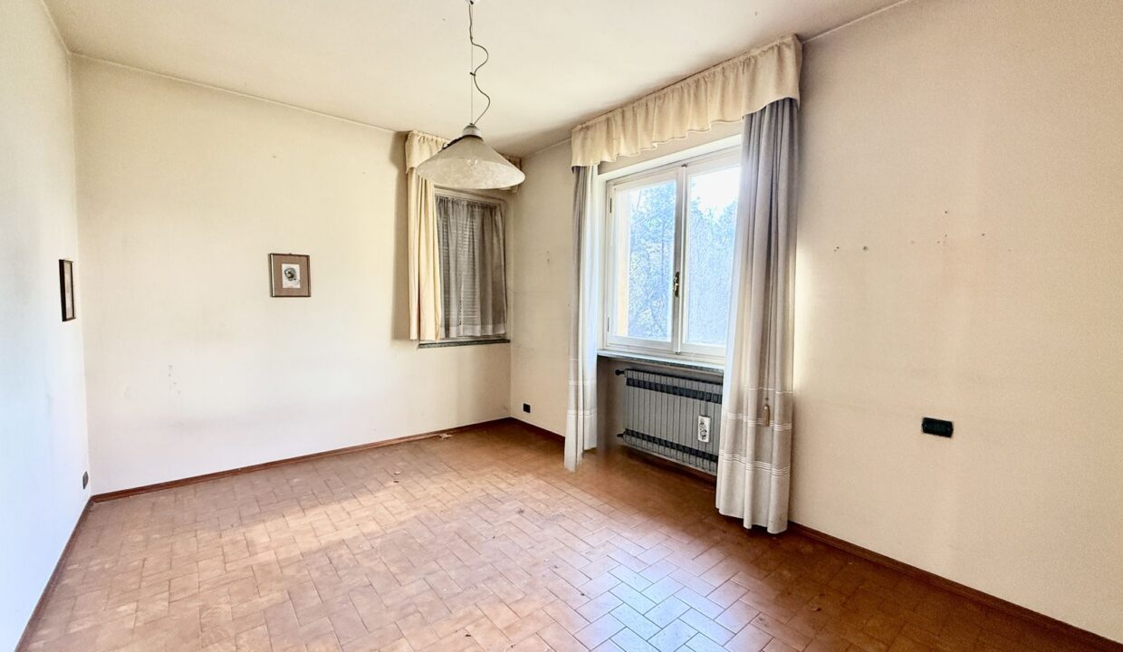 Comer See Villa mit Garten Gravedona ed Uniti