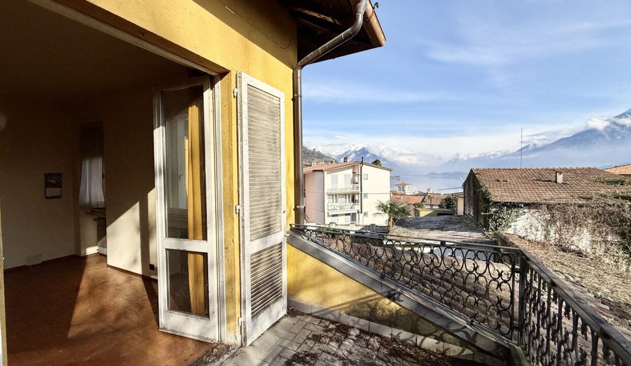 Comer See Villa mit Garten Gravedona ed Uniti