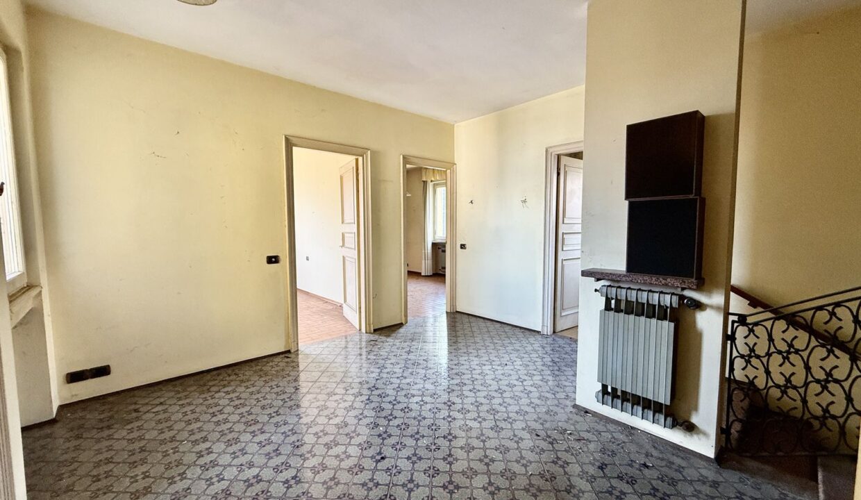 Comer See Villa mit Garten Gravedona ed Uniti