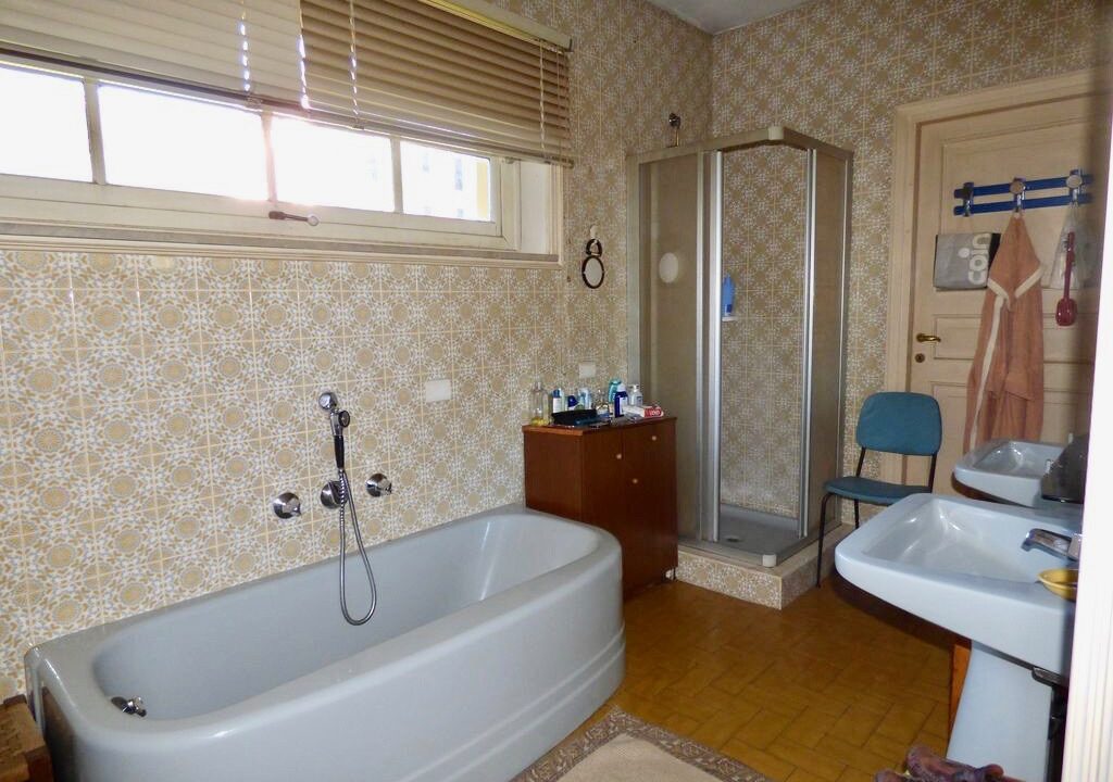 Comer See Villa mit Garten - Gravedona ed Uniti