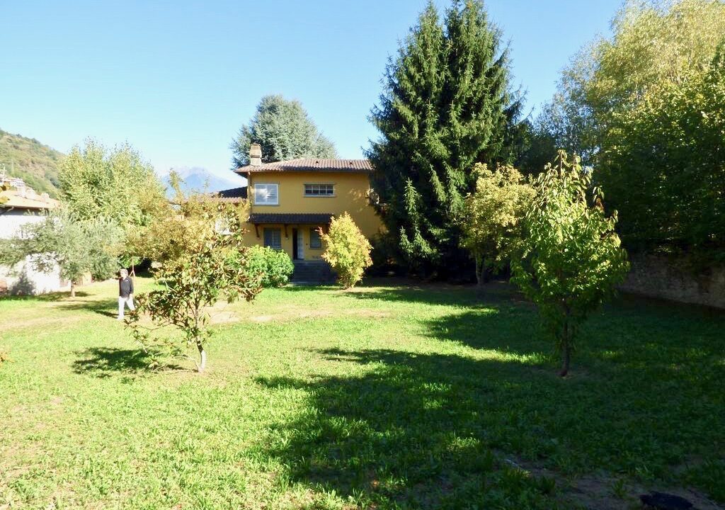 Comer See Villa mit Garten - Gravedona ed Uniti