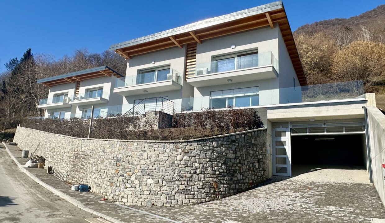 Comer See Moderne Wohnungen Vercana Seeblick