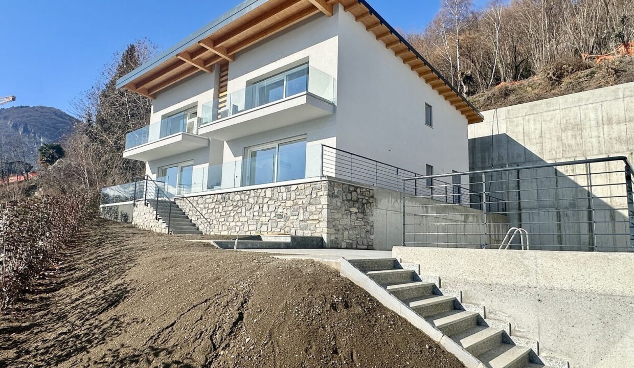 Comer See Moderne Wohnungen Vercana Seeblick