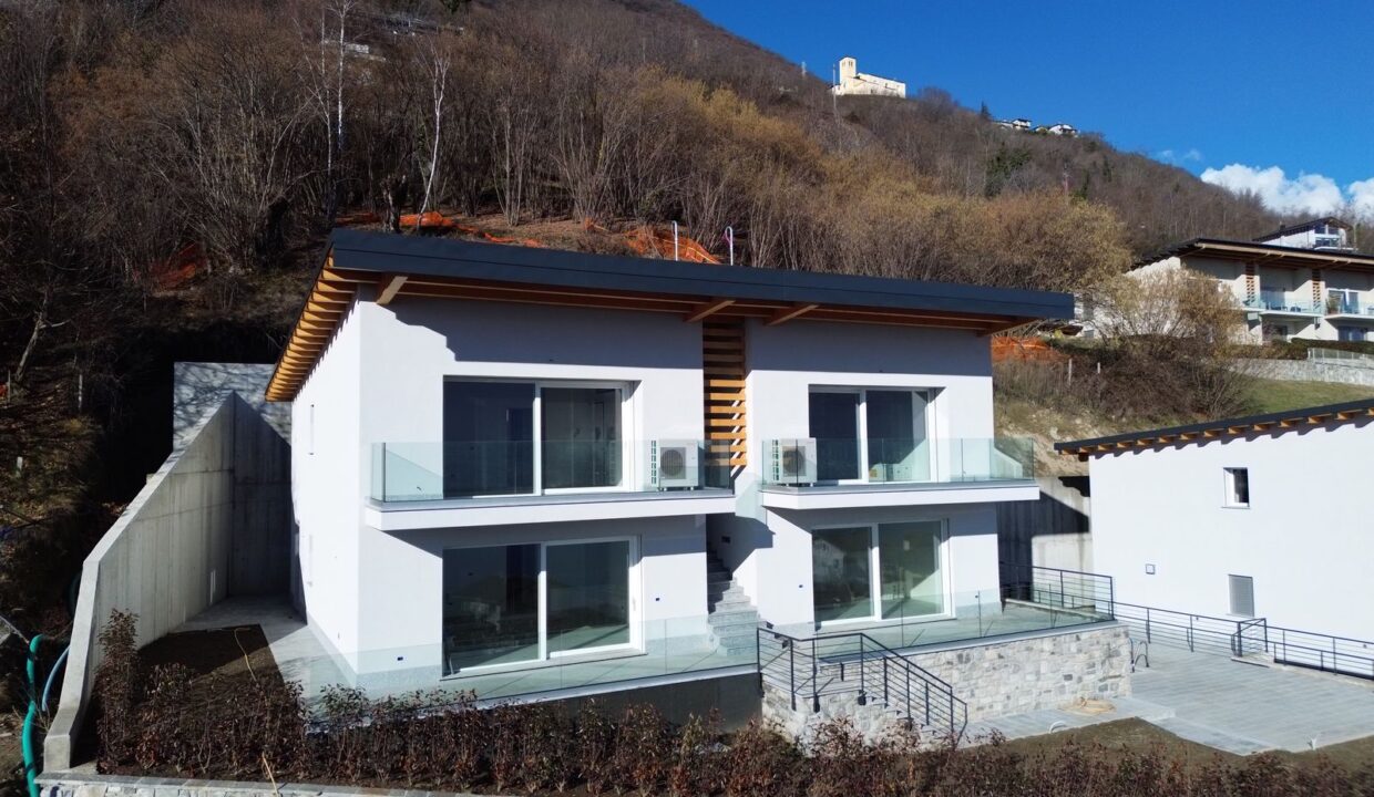 Comer See Moderne Wohnungen Vercana Seeblick