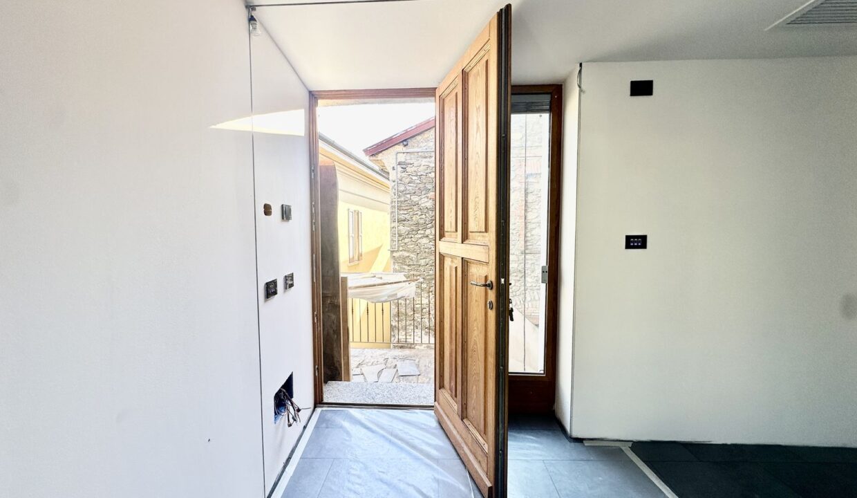 Comer See Wohnung mit Seeblick Gravedona ed Uniti