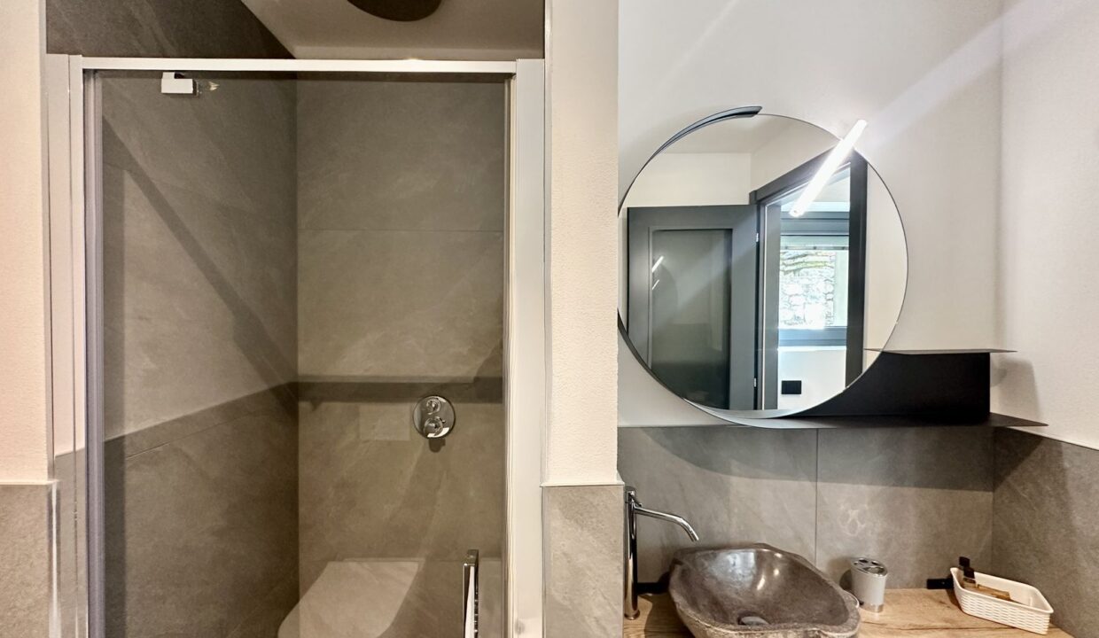 Comer See Wohnung in Pianello del Lario mit Poolanteil