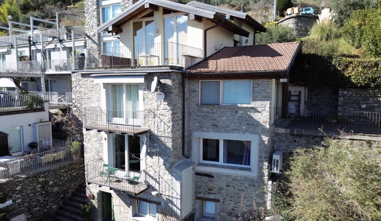 Comer See Wohnung in Pianello del Lario mit Poolanteil