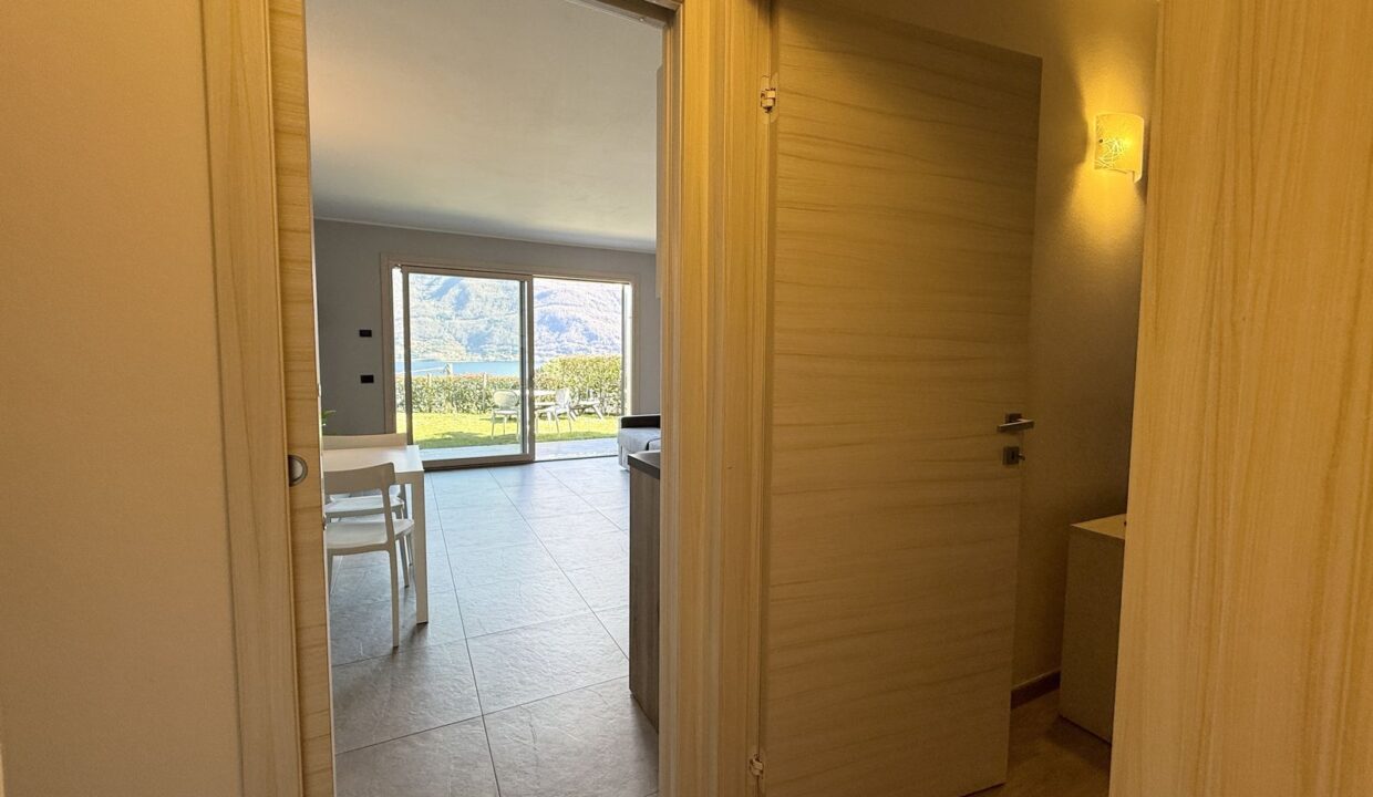 Comer See Wohnung mit Garten und Seeblick