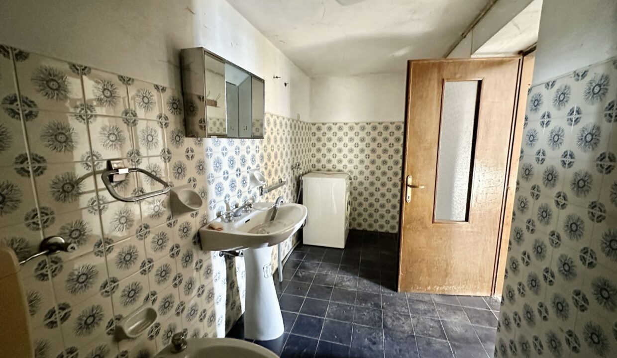 Gravedona ed Uniti Haus mit Garten in Hügellage