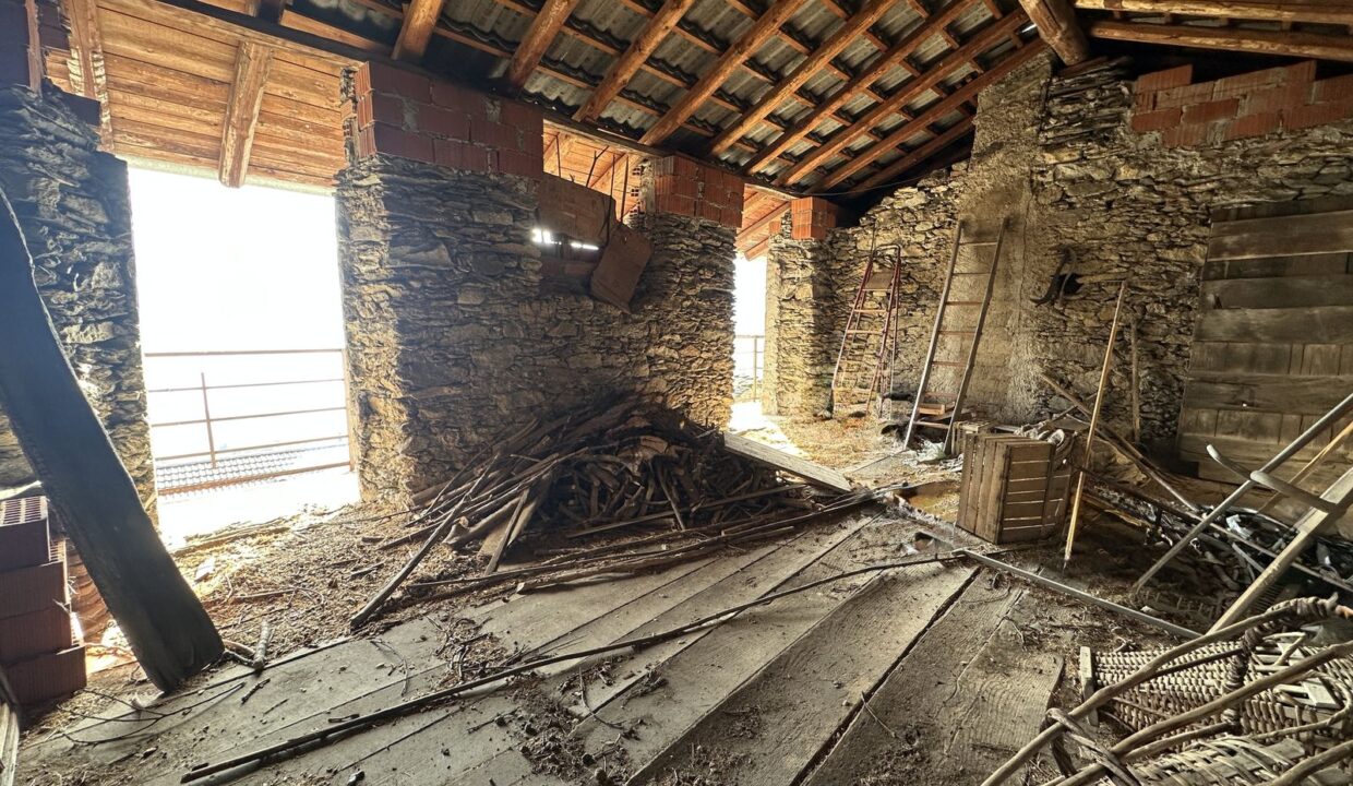 Gravedona ed Uniti Haus mit Garten in Hügellage