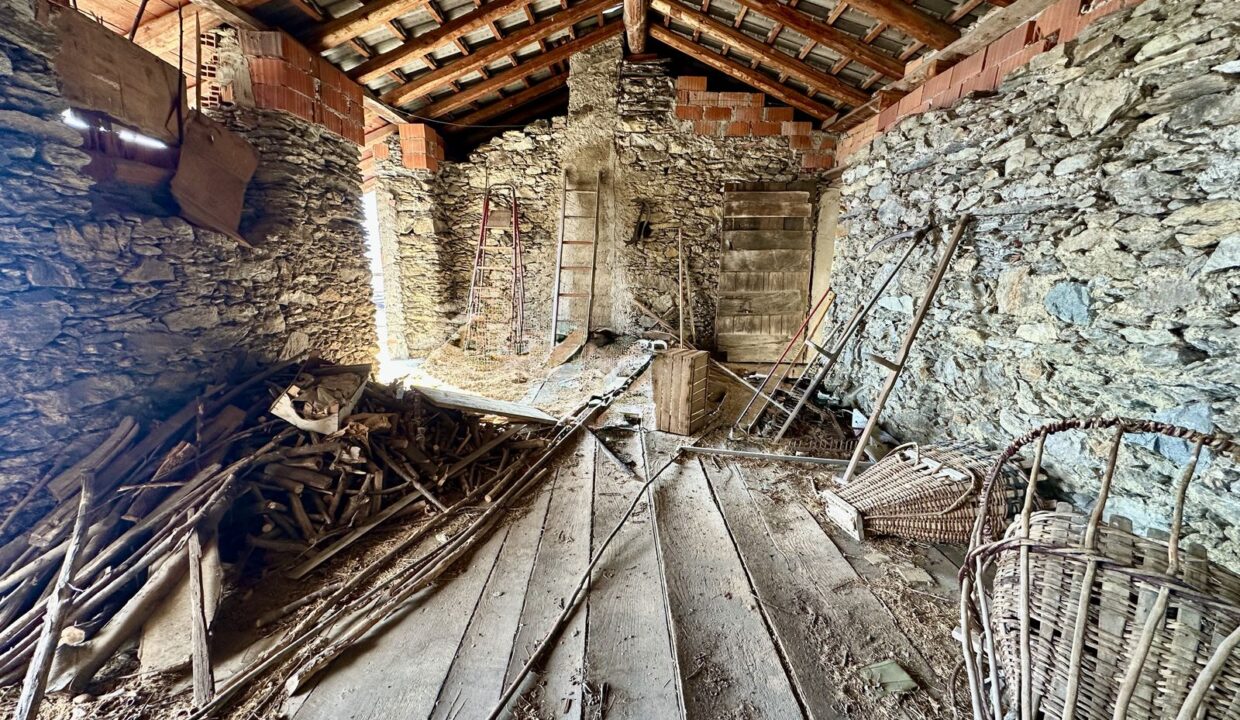 Gravedona ed Uniti Haus mit Garten in Hügellage