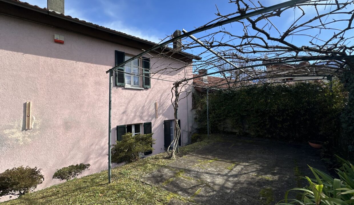 Comer See Gravedona Ed Uniti Haus mit Garten