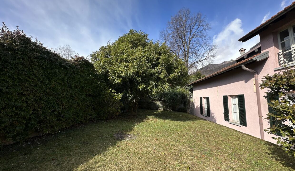 Comer See Gravedona Ed Uniti Haus mit Garten