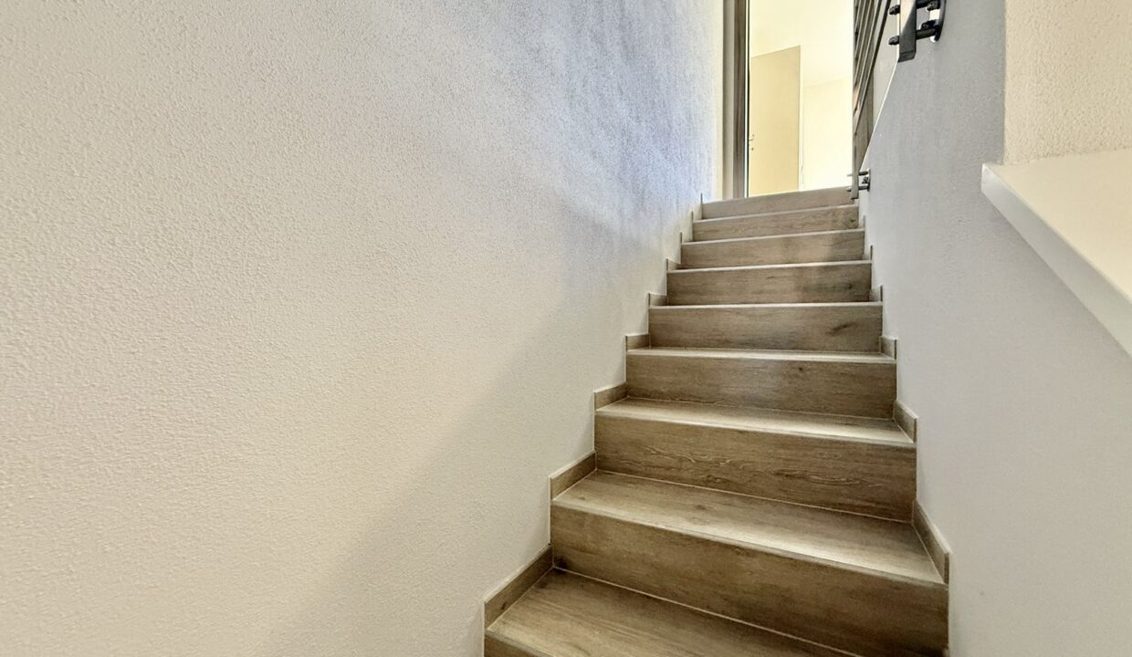 Haus mit Seeblick und Garten in Gera Lario Hügellage