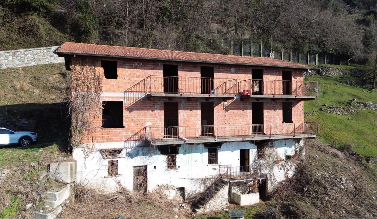 Comer See Gravedona ed Uniti Baugrundstück mit Seeblick