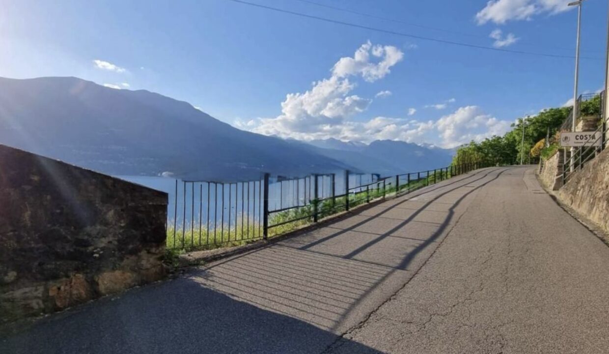 Bellano Panoramische Baugrundstücke mit Seeblick