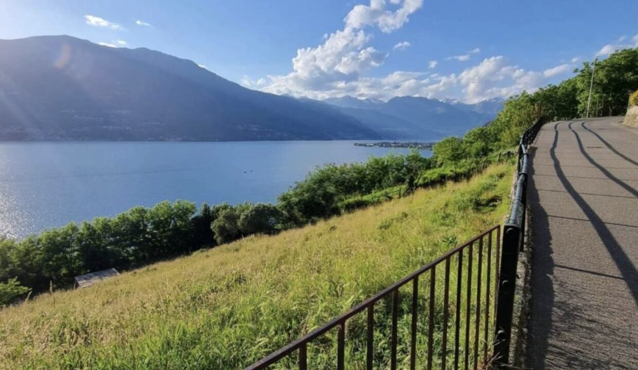 Bellano Panoramische Baugrundstücke mit Seeblick