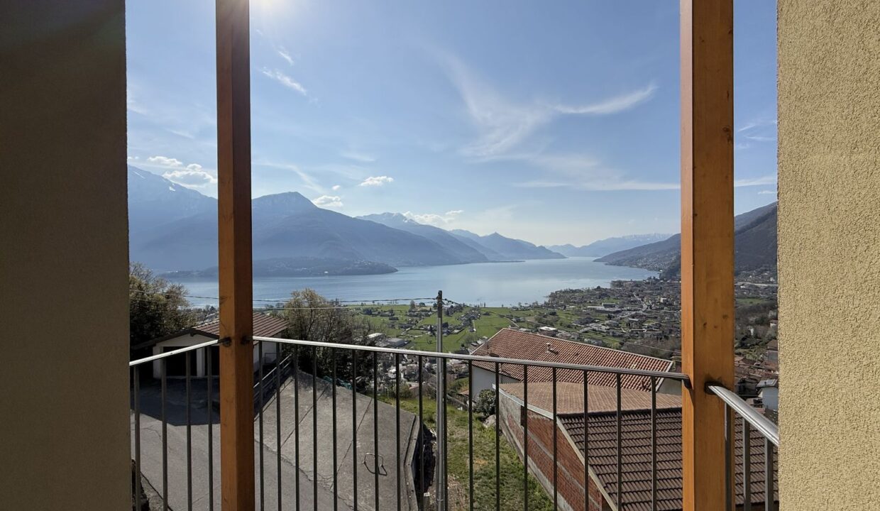 Comer See Wohnung Gravedona ed Uniti mit Seeblick