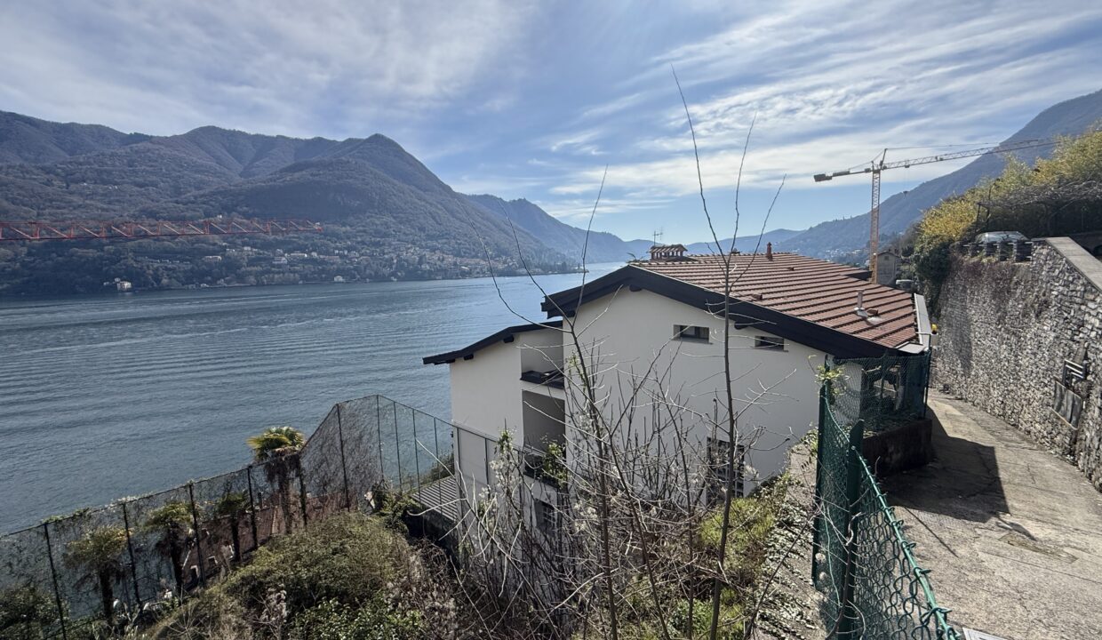 Carate Urio Appartamento con Vista Lago1