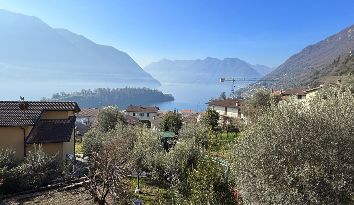 Casa Ossuccio con giardino e vista lago7