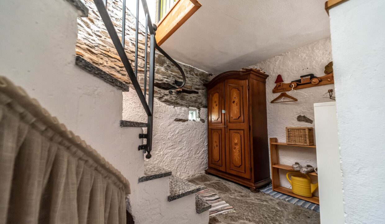 Natursteinhaus - Pianello del Lario