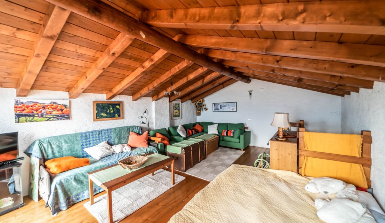 Natursteinhaus - Pianello del Lario -