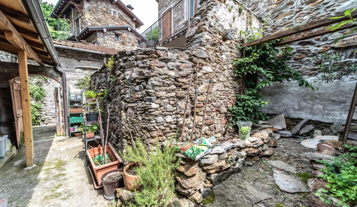 Natursteinhaus - Pianello del Lario