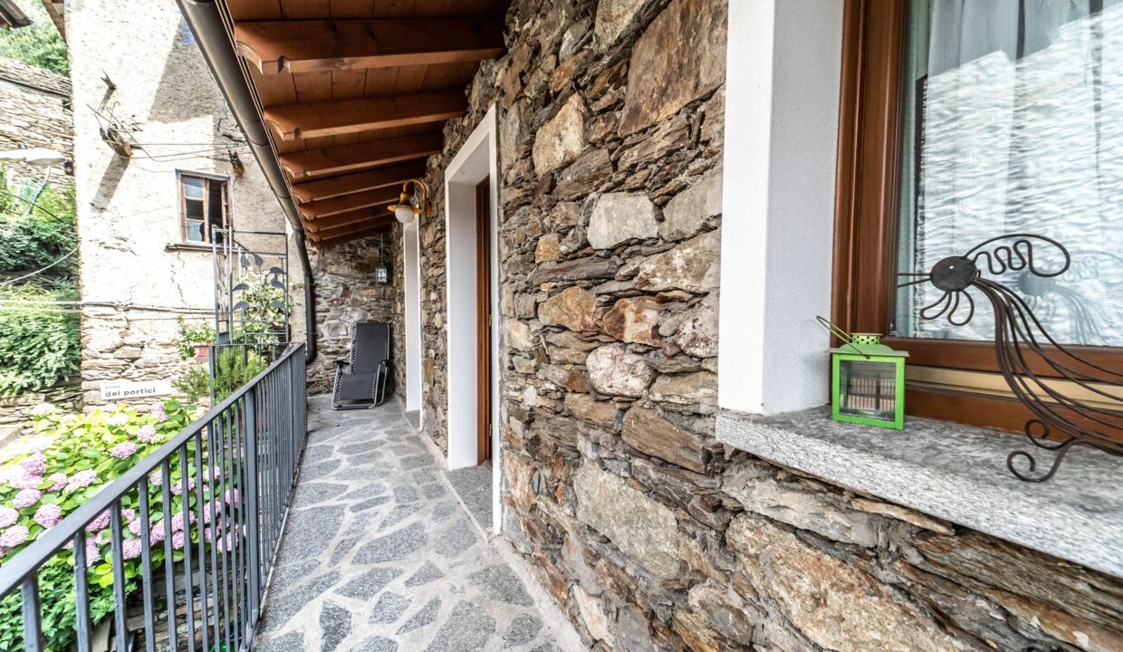 Natursteinhaus - Pianello del Lario