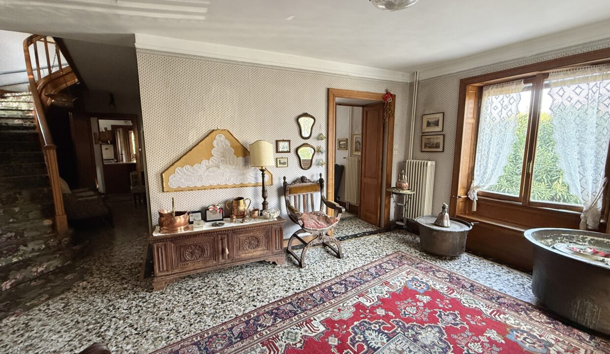 Griante Villa con Giardino33