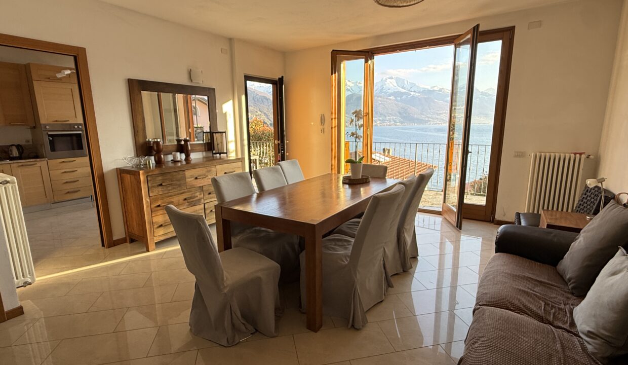 Pianello Casa Vista Lago