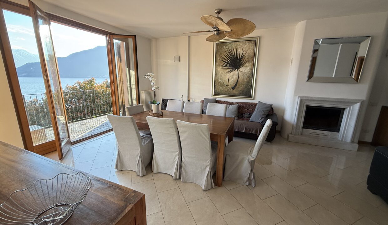 Pianello Casa Vista Lago