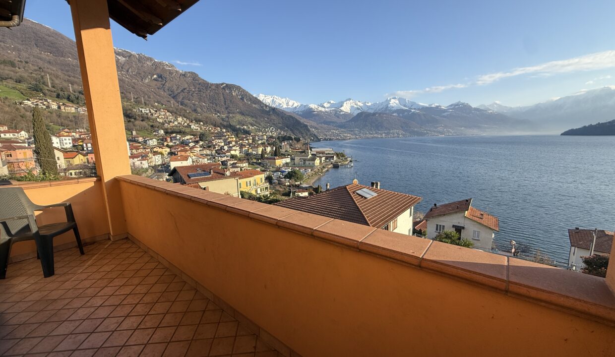 Pianello Casa Vista Lago