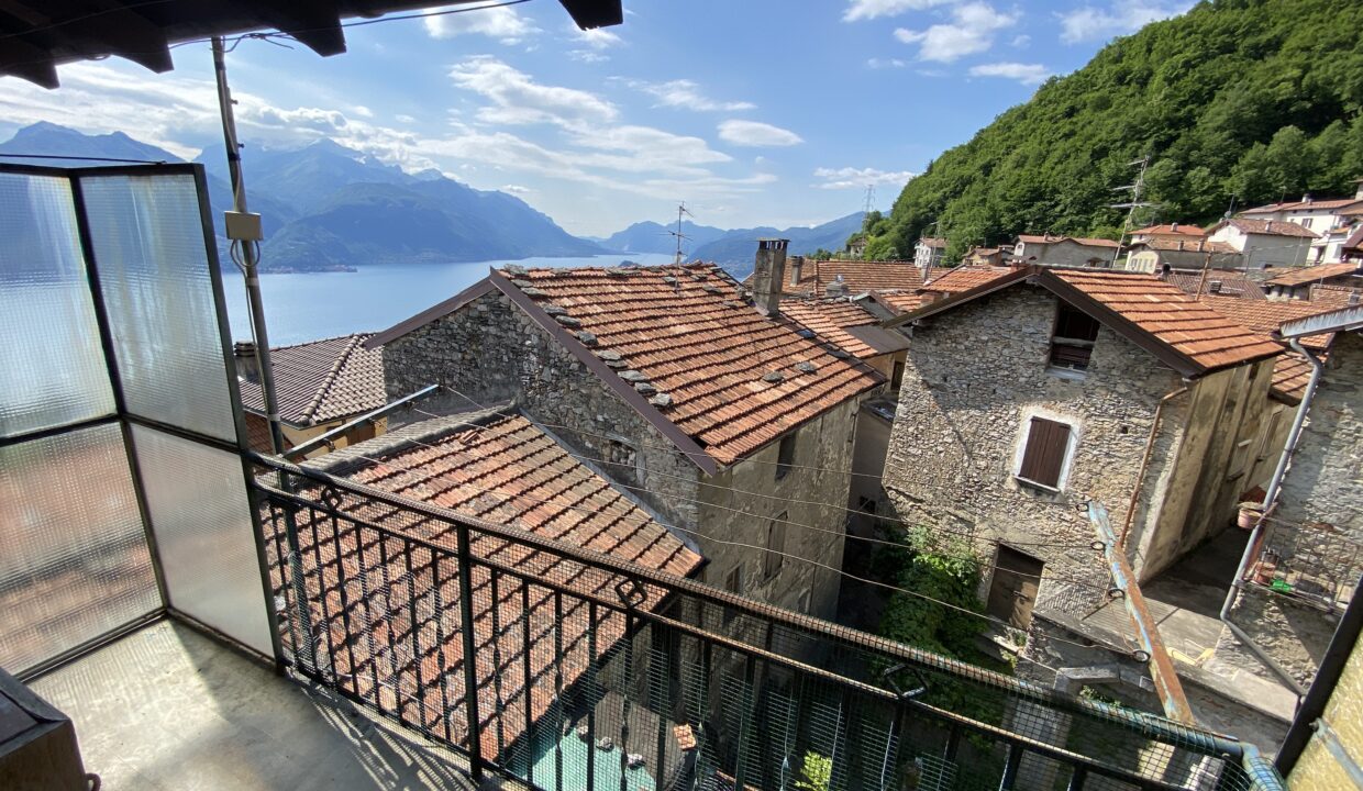 Casa Plesio Ligomena con Vista Lago (15)