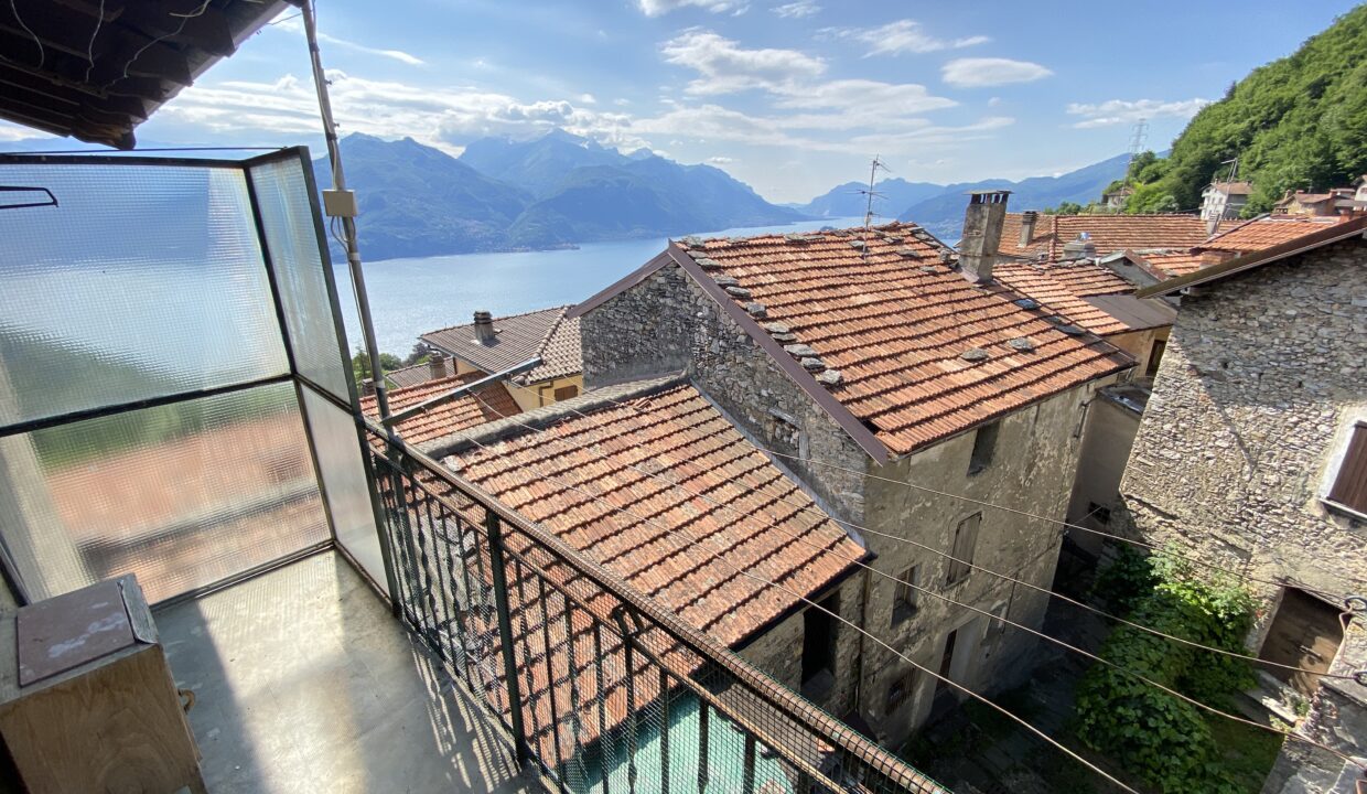 Casa Plesio Ligomena con Vista Lago (16)