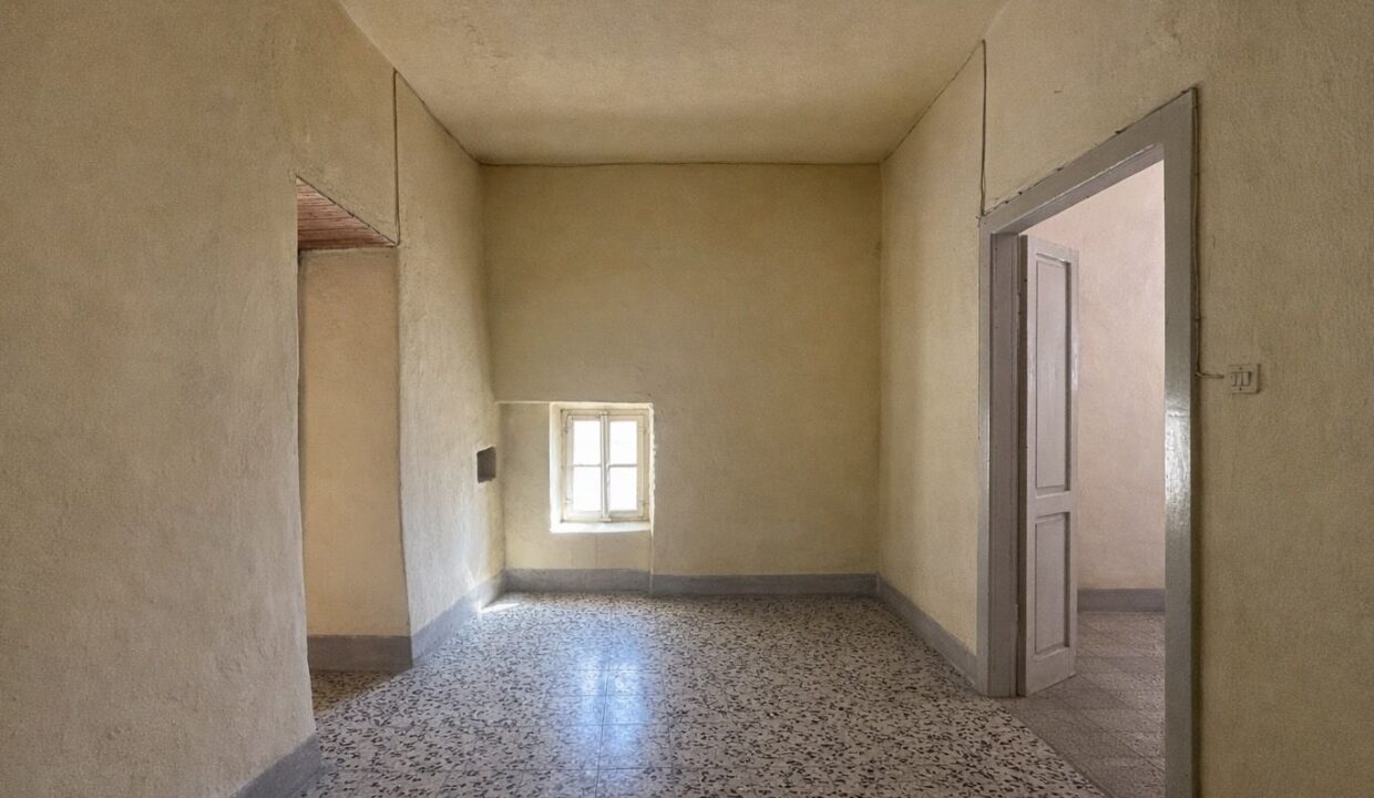 Haus mit Balkon Vercana