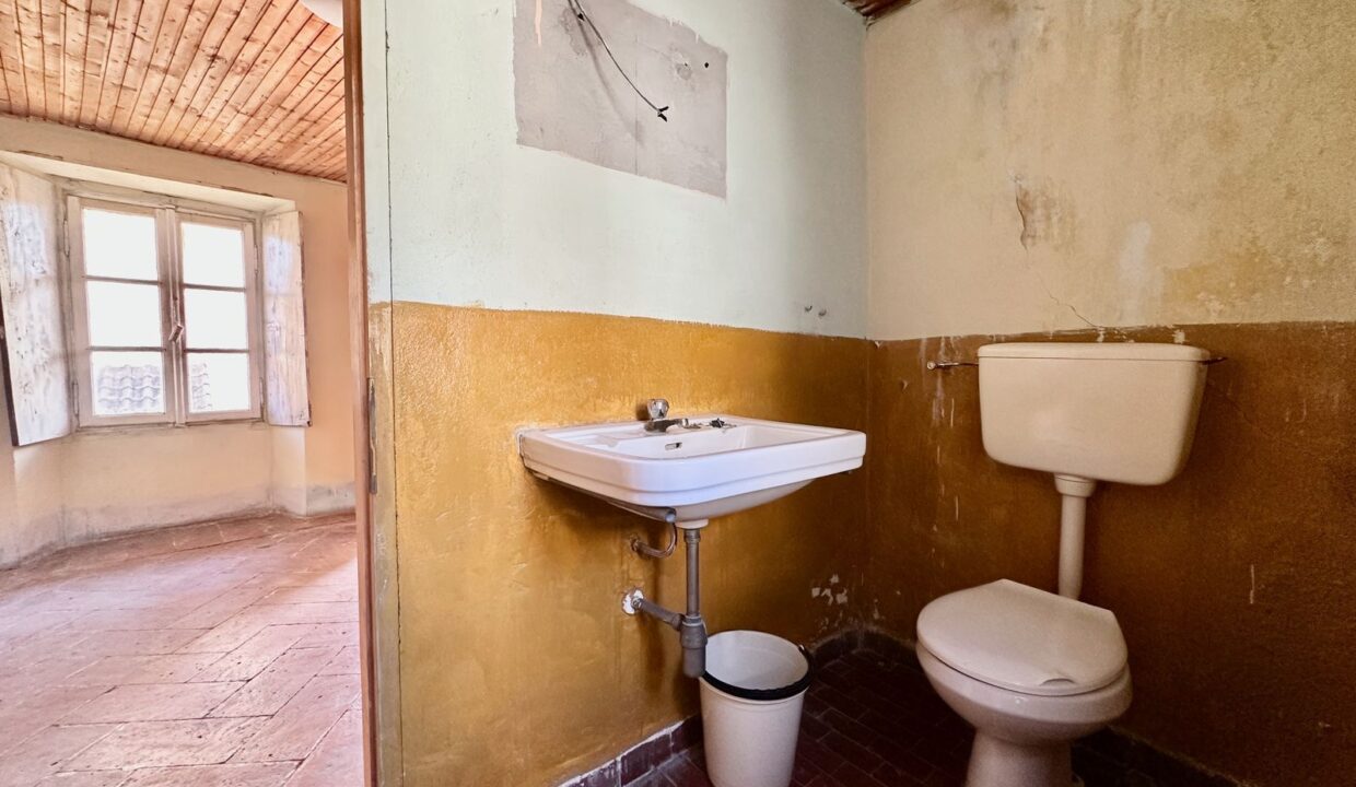 Haus mit Balkon Vercana